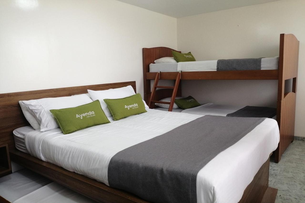 Hotel Ayenda 1069 Alfay Bogotá Zewnętrze zdjęcie