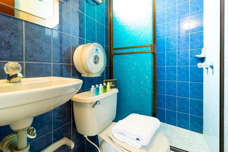 Hotel Ayenda 1069 Alfay Bogotá Zewnętrze zdjęcie
